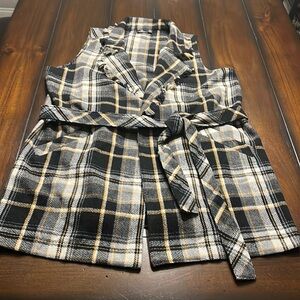 Versona Belted Vest Size L